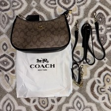 Coach Signature Zip Around Wallet in Navy Denim/Chalk — listing 2