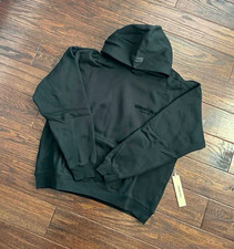 Fear of God Essentials Fleece Sweat Shorts - Black — listing 3