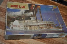 Handmade Folk Art "Robert E. Lee" Mississippi Paddle Wheel Steamboat Model