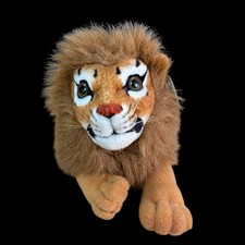 Pair of Realistic Plush Lion and Lioness Stuffed Animals