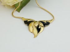 Vintage Gold Tone Textured Leaf Link Necklace and Clip-On Earrings Set — listing 3