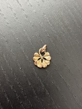 Gold-Tone Oval Pendant Necklace with Openwork Wavy Wire Design — listing 4