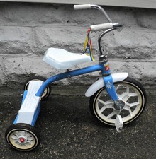 Vintage 1960s Hedstrom Teal Metal Tricycle with Rear Step Platform — listing 2