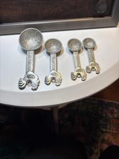 Decorative Floral Cast Pewter Measuring Spoon Set (4-piece nesting) with Leather Cord — listing 3