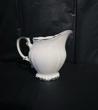 Bristol Fine China Scalloped Serving Bowl — listing 3