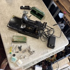 Singer Featherweight 221 Portable Electric Sewing Machine with Folding Extension Bed — listing 6