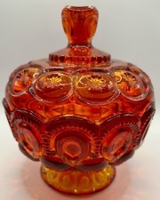 Amberina Pressed Glass Small Square Bowl, Daisy & Button Pattern, 5 inch — listing 2