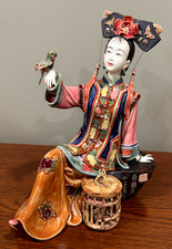 Chinese Porcelain Figurine of a Dancing Beauty with Painted Fan Backdrop — listing 2