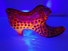 Amberina Pressed Glass Figural Victorian Shoe / Slipper with Floral Daisy Button Pattern Fenton