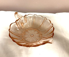 Depression Glass Clear Ribbed Handled Nappy Bowl with Star-Cut Base, 6 in — listing 4