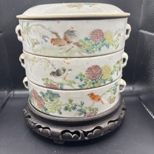 Chinese Famille Rose Baluster Jar / Vase with Rose Medallion Style Court Scene and Floral Decoration — listing 5