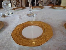 Vintage Gold-Encrusted Rim Porcelain Dinner Plate with Central Urn & Floral Motif — listing 3