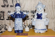 Vintage Ceramic Dutch Boy and Girl Kissing Figurines, Hand-Painted Pair — listing 3