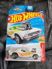 Hot Wheels Rodger Dodger Let's Race #67/250 White with Flames — listing 3