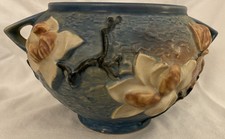 Roseville Pottery Blue Magnolia Jardinière with Handles