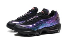 Nike Air Max 95 SE Women's Sneakers - Red Stardust / Iridescent Pink — listing 3