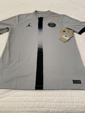 Paris Saint-Germain Jordan Brand Football Shirt, Kvaratskhelia #7, Qatar Airways Sponsor — listing 2