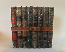 Antique Huntley & Palmers 'Sweet Assorted Biscuits' Lithographed Tin Box with Royal Warrant — listing 2