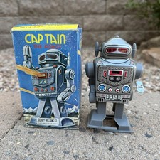 Vintage Wind-Up Plastic Robot Toy, Yellow & Red, Made in Hong Kong — listing 2