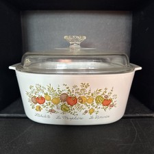 Vintage CorningWare Spice of Life 'La Sauge' Casserole Dish with Glass Lid — listing 3