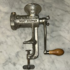 Antique Universal No. 323 Cast Iron Hand-Crank Meat Chopper / Grinder with Clamp — listing 3