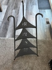 Longaberger Wrought Iron Corner Shelf Stand with Woodcrafts Corner Basket — listing 4