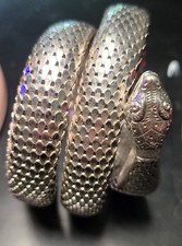 Multi-Strand Silver Mesh Chain Bracelet with Central Bar Station