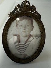 Antique Oval Giltwood Picture Frame with Floral Cartouche Ornaments — listing 2