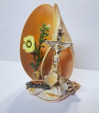 Vintage Florida Souvenir Seashell Crucifix Figurine — listing 3