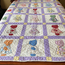 Vintage Handmade Sunbonnet Sue Appliqué Quilt, Blue Checkerboard Setting — listing 2