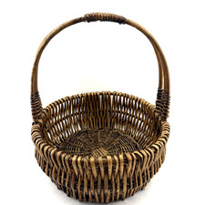 Vintage Black Wicker Basket Purse with Brass Studs and Turn-Lock Closure — listing 2