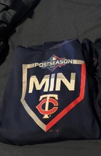 Majestic Minnesota Twins 2016 MLB Spring Training "Train to Reign" Pullover Hoodie — listing 2