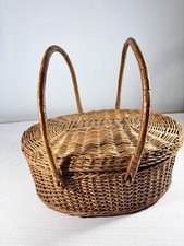 Vintage Art Deco Wicker Sewing Basket with Hinged Lid and Fabric Top — listing 3