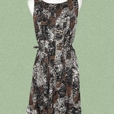 Voir Voir Black and White Sleeveless Sheath Dress with Rosette Floral Neckline, Size 12 — listing 5