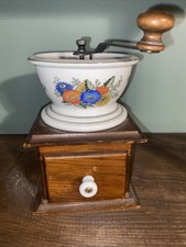 Antique Cast Iron & Wood Box Coffee Grinder / Mill with Ornate Decoration — listing 4