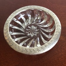 Set of 4 Vintage Silver-Rimmed Glass Coasters with Starburst Pattern — listing 6