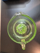 Vintage Green Uranium Glass Reamer Juicer, 5-inch — listing 6