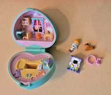 Polly Pocket Modern Compact Playset (Yellow Cupcake/House Theme) — listing 3