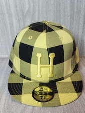 HUF x New Era 59FIFTY Fitted Cap, Gray/Red, Size 7 3/4 — listing 2