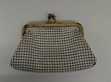 kiss lock frame Whiting and Davis International Black Mesh Coin Purse with Gold Kiss-Lock Frame — listing 6