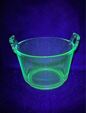 Vintage Green Uranium Glass Covered Ice Bucket with Metal Bail Handle, Ribbed Base, circa 1930s Depression Era, 6 inches tall — listing 5