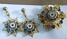 Lot of Vintage Costume Jewelry Brooches, Cameos & Rhinestone Pins (approx. 35+ pieces)