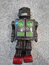 Horikawa (SH) Battery Operated Attacking Martian Tin Robot with Original Box Fully working — listing 3