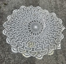 Vintage 1940s Hand-Crocheted Lace Tablecloth by Lola Hancock — listing 5
