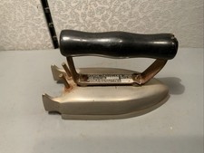 Waage Traveler's Iron - Chrome Compact Electric Iron with Bakelite Handle — listing 2