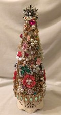 Vintage Costume Jewelry Christmas Tree Framed Art on Purple Velvet — listing 3
