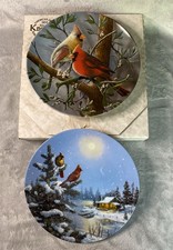 Edwin M. Knowles "The Cardinal" Collector Plate by Kevin Daniel, Encyclopaedia Britannica Birds of Your Garden Collection