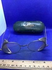 Vintage Willson Safety Goggles with Wire Mesh Side Shields and Original Enameled Metal Case — listing 4