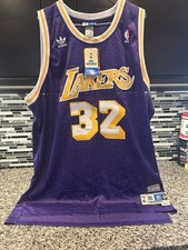 Adidas Hardwood Classics LA Lakers Magic Johnson #32 Swingman Jersey — listing 5