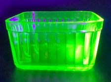 Green Uranium Depression Glass Refrigerator Dish with Lid, Ribbed Pattern, 5" Square — listing 6